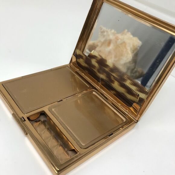 MOP Compact with original comb and many compartments. - Picture 7 of 8